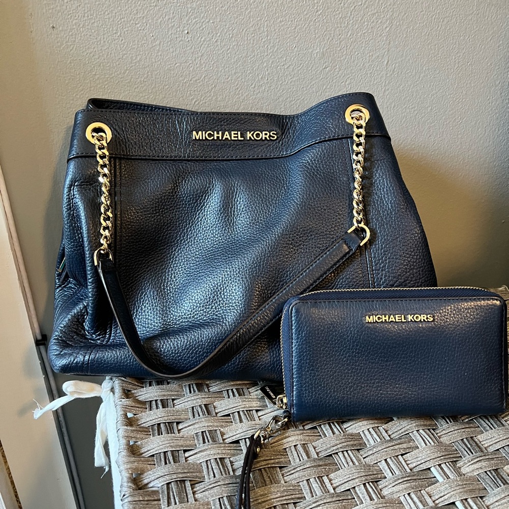 Navy Michael Kors purse & wallet